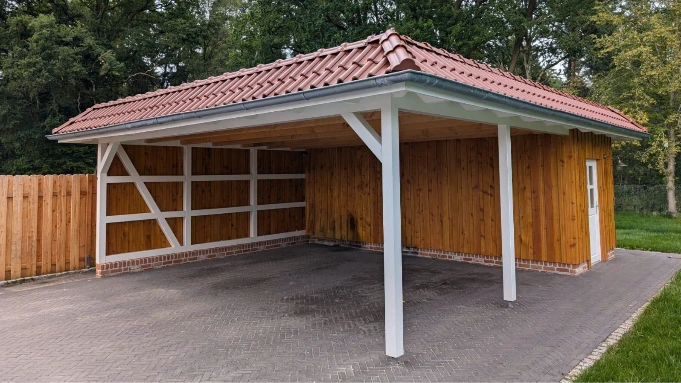 Garagen & Carports